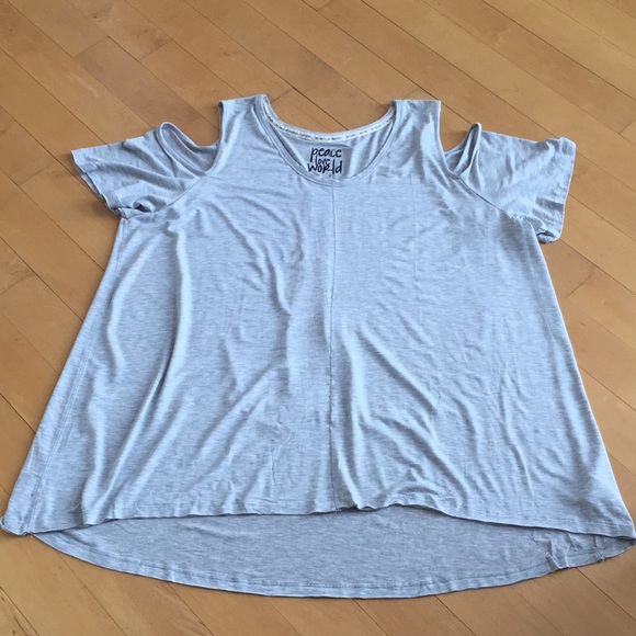 Peace Love World Cold Shoulder Knit Top Grey NWOT - Picture 5 of 15